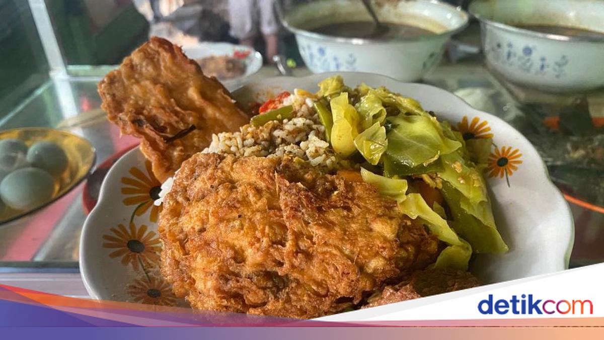 Evening Feast at Warung Sampah Mandiri: Delicious Dining Without Waste!